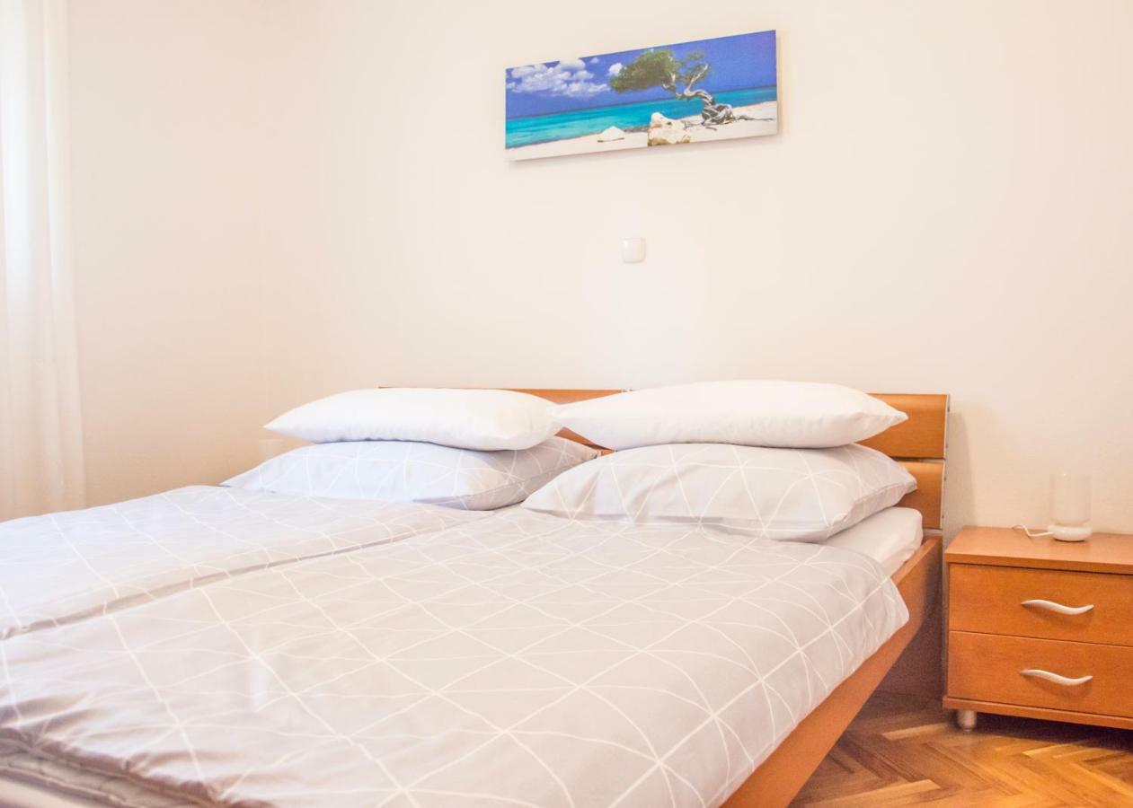 Relax Inn Ποντστράνα Εξωτερικό φωτογραφία