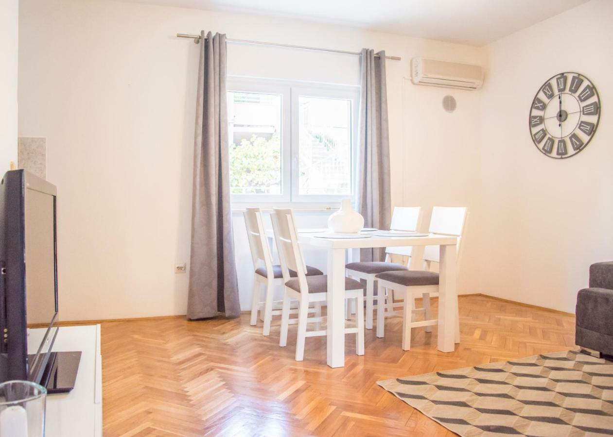 Relax Inn Ποντστράνα Εξωτερικό φωτογραφία